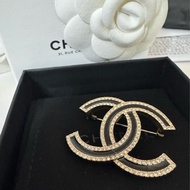 CHANEL胸針