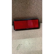 y15ZR/LC135 V4 REAR FENDER REFLECTOR