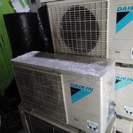 ac outdoor daikin 1/2pk Freon R410A made in thailand