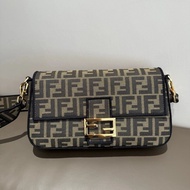 Baguette Baguette Baguette Bag Presbyopic Cloth Brown Buckle Shoulder Baguette Bag Underarm Bag Shou