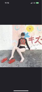 全新 彈力商店 少女椿花 美背長袖防曬泳衣（附同花色束口袋+大腸圈）