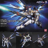 【新貨預訂】 PG 1/60 突擊自由高達 PG 1/60 STRIKE FREEDOM GUNDAM ストライクフリーダムガンダム 可動組裝模型 高達模型 model kit Gunpla plam