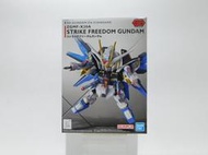 土城三隻米蟲  BANDAI 組裝模型 SD EX-STANDARD 攻擊自由鋼彈 NO:006