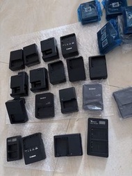 特價！出售各種佳能Canon富士Fujifilm索尼Sony尼康Nikon相機電池及充電器