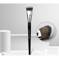 Sephora Pro foundation brush number 47