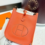 近全新愛馬仕Hermes mini evelyne 16 火焰橘金釦