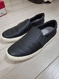 Geox平底鞋