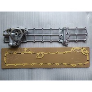 Engine Oil Cooler Cover Radiator Side Cover With Gasket For Mitsubishi FUSO Kato 6D14 6D15 6D16