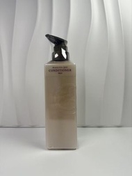 POLA - Aroma Esse Gold 4種天然萃取保濕護髮素 470毫升 (2305)（平行進口）