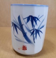 早期香山窯手繪竹花茶杯-印字