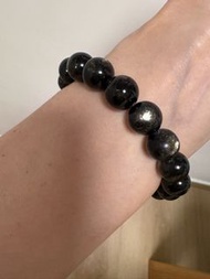 $220❌👉$200高品 黑金雲母手串手錬 10.6-10.9mm，Black Gold Mica Bracelet 黑金骨幹，金運石，黑曜石，銀曜石，彩曜石，藍虎眼石，黑瑪瑙，黑金超七，黑拉長石，灰