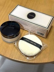 Laura Mercier 蜜粉套裝