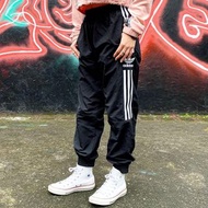 ADIDAS ORIGINALS TRACK PANTS 經典復古 三葉草 三線 LOGO 慢跑 籃球 休閒 運動 縮口 滑板 風褲 長褲 男版 黑色 S號 ED6097 女生也可以穿 PNT-W TP0_2311 TP0_23