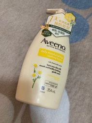 Aveeno 艾維諾 洋甘菊舒緩乳液