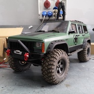 [ Store] ExclusivePainted Hard Plastic 313mm Wheelbase Body Shell for 1/10 RC Crawler Car Axial SCX1