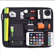Grid It Gadget Organizer.