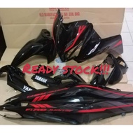 COVERSET LAGENDA 115 CARB & 115 FI JUPITER RC HITAM HLD