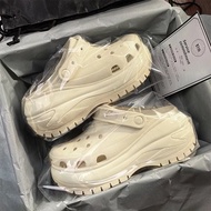 รองเท้าแตะบ้าน EVA รองเท้าชายหาดฤดูร้อนสำหรับทั้งชายและหญิงรองเท้ากันลื่นด้านนอกแบบหนาสวมใส่ดีไซน์รู