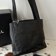 Chanel 香奈兒 荔枝紋皮革肩背包