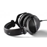 beyerdynamic DT 770 PRO 32 Ohm Closed Studio Headphones
