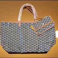 Goyard tote bag