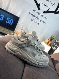 HOKA ONE ONE Tor Ultra Low beige米色