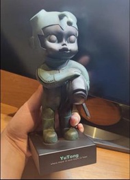 (絶版)Kenny Wong / 限量100 “ 魚童 Yu Tong “ 親筆簽名 art toys 雕塑