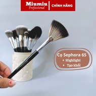 Sephora 65 Fan Brush Highlight Soft Bristles Specialized For Professional makeup