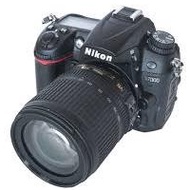 Nikon Nikon D7000 Digital SLR Camera AF-S NIKKOR 18-105mm F/3.5-5.6 G ED [USED]GOOD CONDITION.