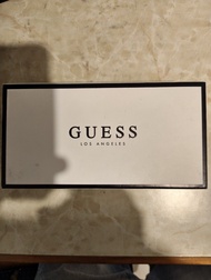 Guess 黑色長款錢包