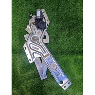 FERRARI F360 F430 DOOR REGULATOR WITH MOTOR LEFT ( PASSENGER ) 069919900