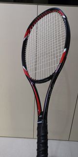 Yonex Isometric tennis racket