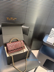 Discount in Straw Time Fashion 30 Items Ready Stock Size 19 * 11.5cm with Folding Box Fashion Handba