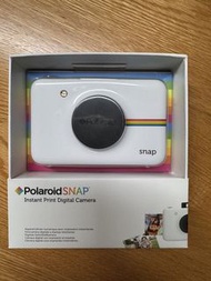 Polaroid SNAP Instant Print Digital Camera White