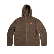 EDWIN 男裝 露營系列 搖粒絨刺繡印花連帽外套 (橄欖綠) #上衣