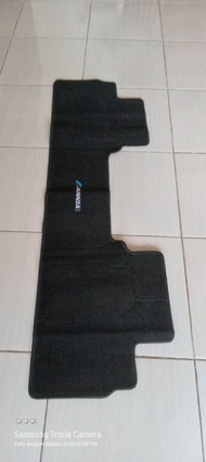 karpet mobil toyota new avanza / veloz baris ke 2 original bekas pakai