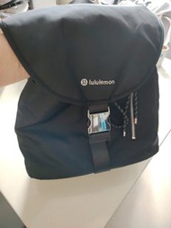 lululemon 10 L 背包