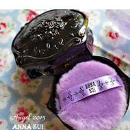 全新安娜蘇 ANNA SUI 魔幻光透瓷娃娃蜜粉盒(含粉撲+紙盒) 黑色