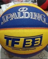 2手 曾使用 9成新 Basketball 籃球 spalding  6 號 女子 tf33