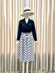 Chân váy chấm bi kèm belt sang chảnh