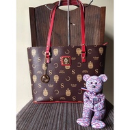 St Scott London zip tote