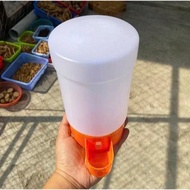 1 Liter Automatic Drinking Bottle for Chickens, Ducks, Geese for Ornamental Birds, Pigeons, Ducks, a