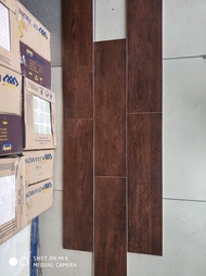 Granit motif kayu type walnut 15x60 KW Economy merk indogress