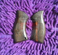 POPOR / GAGANG / GRIP / KAYU REVOLVER WG733 731 M36 MT2 LOGO BIN