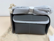 Brand new ✨Songmont Box Bag - Grey 單肩包