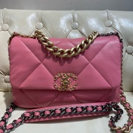 Chanel 19 Small Size