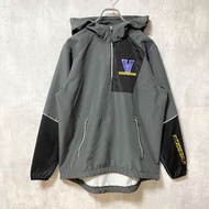 古著長袖半拉鍊運動夾克，有帽衫和籃球圖案。單點刺繡，灰色。