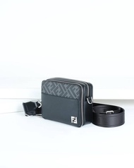 Tas Pria Fendi Squared FF Camera Case Organizer Black Leather Original