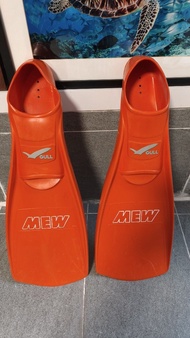 GULL MEW 潛水蛙鞋 M 碼 橙色