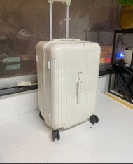 Brand new (全新)24” 100%PC (HXY) 全新 正品正貨  特價 🔍清倉 clearance sale ⚠️🆘 100%authentic brand new 4/8 wheels